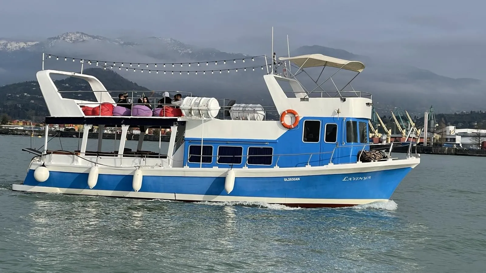Lavinya Big Yacht Charter in Batumi — Large Groups Lavinya Big Yacht Charter in Batumi — Large Groups