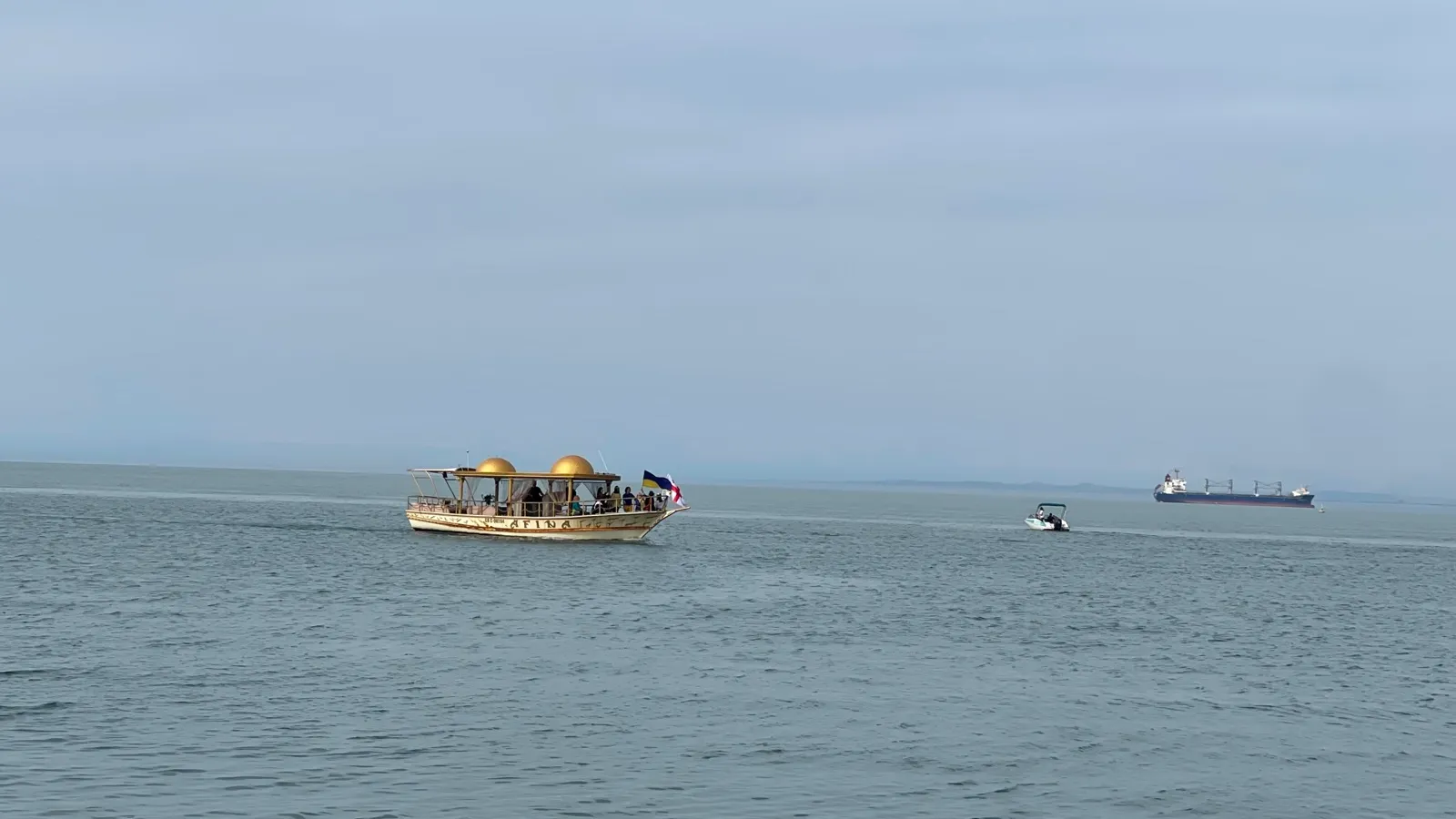 Afina Boat Charter in Batumi — Up to 11 Guests, photo 3