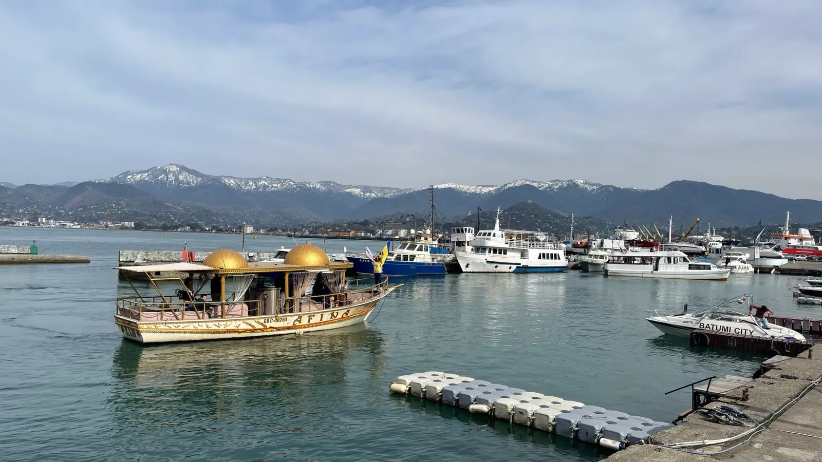 Afina Boat Charter in Batumi — Up to 11 Guests, photo 4