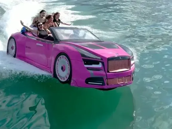 Rolls-Royce Pink jet car rental in Batumi - 4 people Rolls-Royce Pink jet car rental in Batumi - 4 people