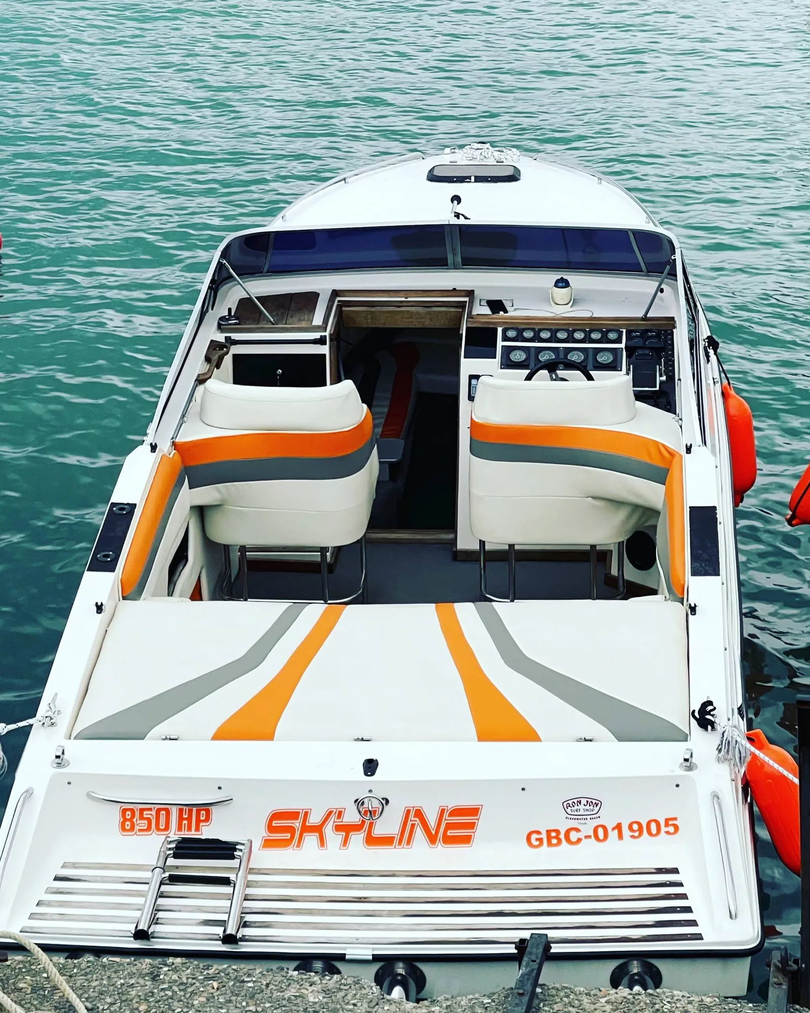 Skyline Speedboat Rental in Batumi — 850 HP, photo 3