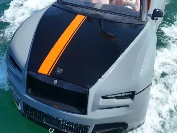 Rolls-Royce Grey jet car rental in Batumi - 4 people, photo 3