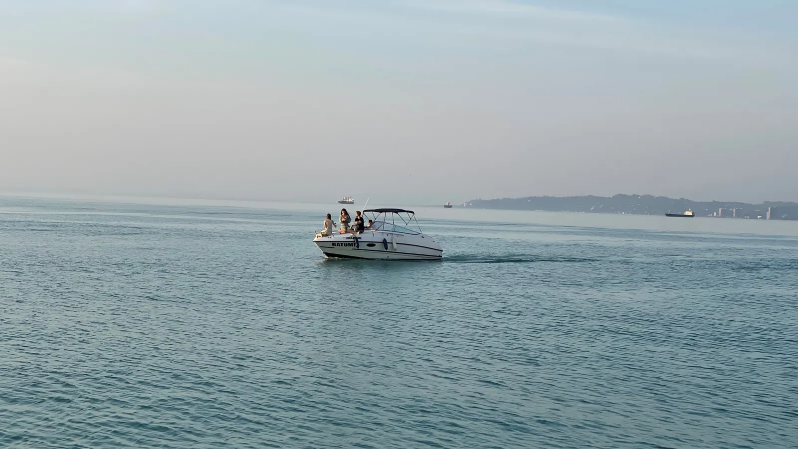 Parasailing on Batumi boat - up to 4 guests, photo 4